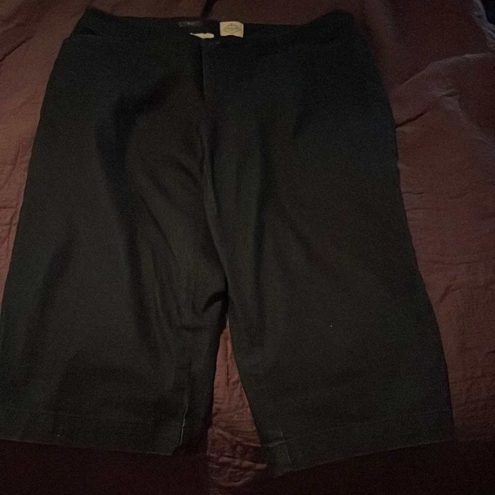 St. John's Bay denim capris